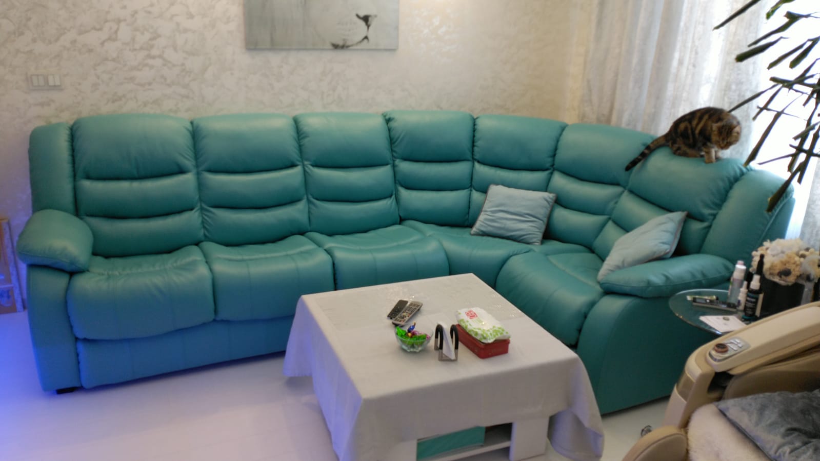 Перетяжка дивана на дому. Сухой Лог