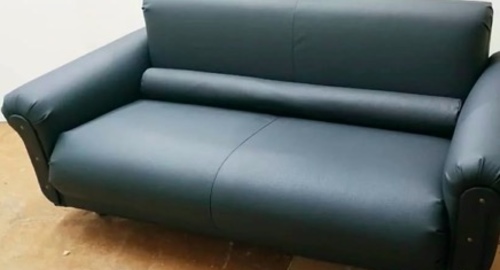 Обивка дивана на дому. Сухой Лог