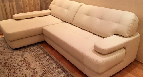 Обивка углового дивана.  Сухой Лог
